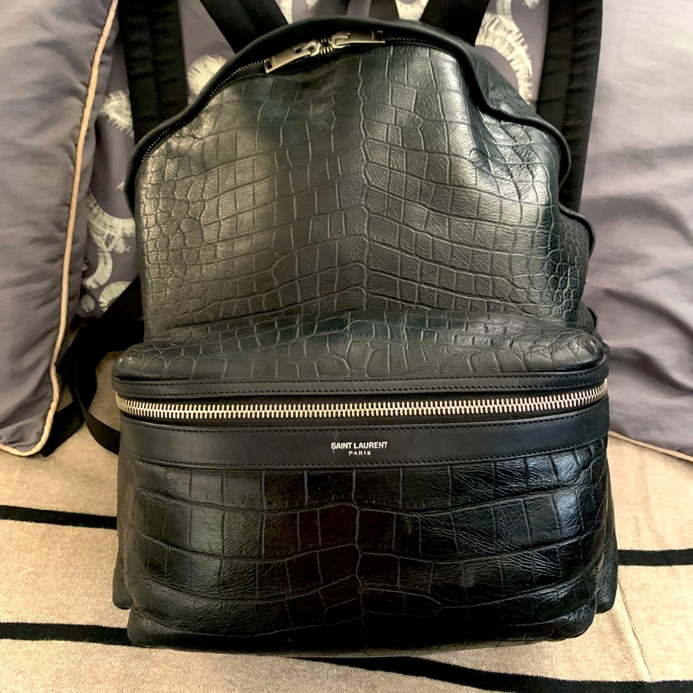 CITY BACKPACK IN CROCODILE-EMBOSSED LEATHER black